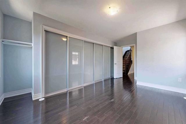 2150 Bayview Ave, Townhouse with 3 bedrooms, 3 bathrooms and 2 parking in Toronto ON | Image 19