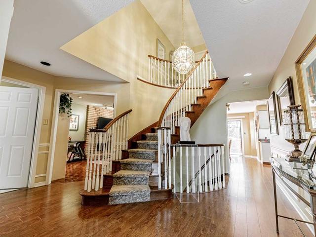 11 Laser Crt, House detached with 4 bedrooms, 4 bathrooms and 4 parking in Richmond Hill ON | Image 6