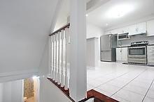 77 Brisbane Crt, Townhouse with 3 bedrooms, 4 bathrooms and 1 parking in Brampton ON | Image 15