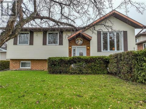 4318 Noel Street, House detached with 3 bedrooms, 2 bathrooms and null parking in Greater Sudbury ON | Card Image