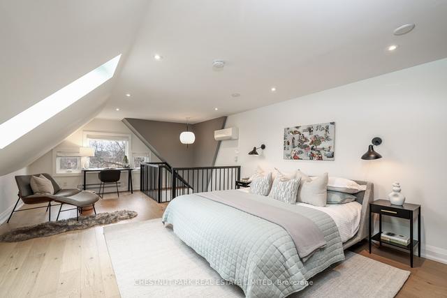 252 Withrow Ave, House detached with 4 bedrooms, 3 bathrooms and 2 parking in Toronto ON | Image 20