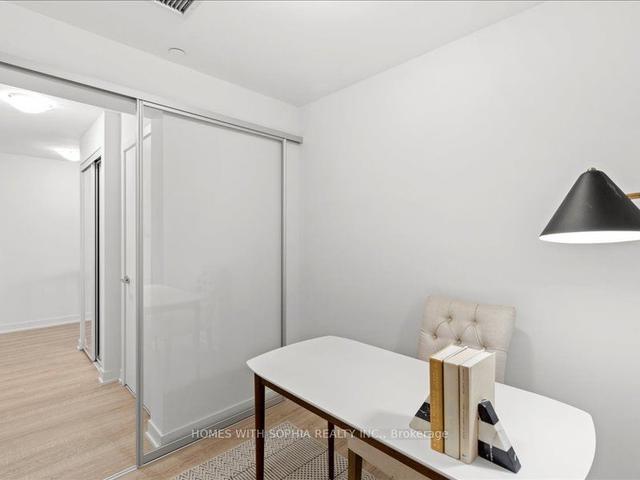 607 - 250 Lawrence Ave W, Condo with 2 bedrooms, 2 bathrooms and 1 parking in Toronto ON | Image 16