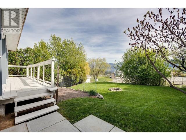 2161 Shamrock Drive, House detached with 4 bedrooms, 2 bathrooms and 2 parking in West Kelowna BC | Image 38