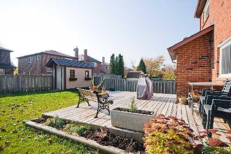 10 Marlow Cres, House attached with 3 bedrooms, 3 bathrooms and 2 parking in Markham ON | Image 9