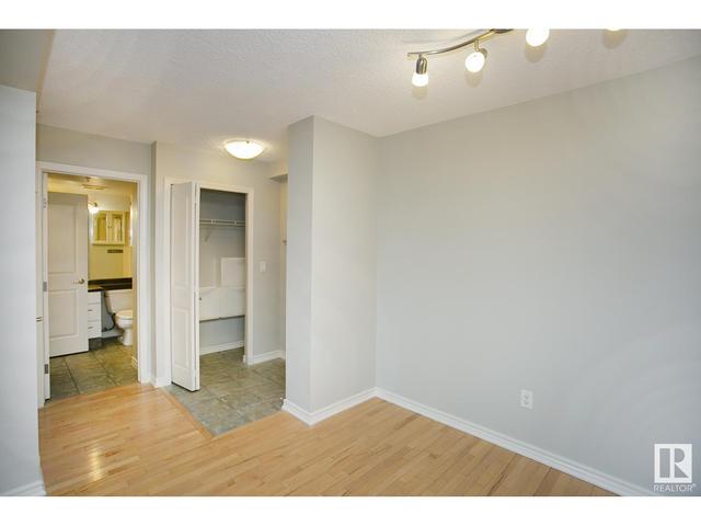 303 - 10303 105 St Nw, Condo with 2 bedrooms, 1 bathrooms and null parking in Edmonton AB | Image 17