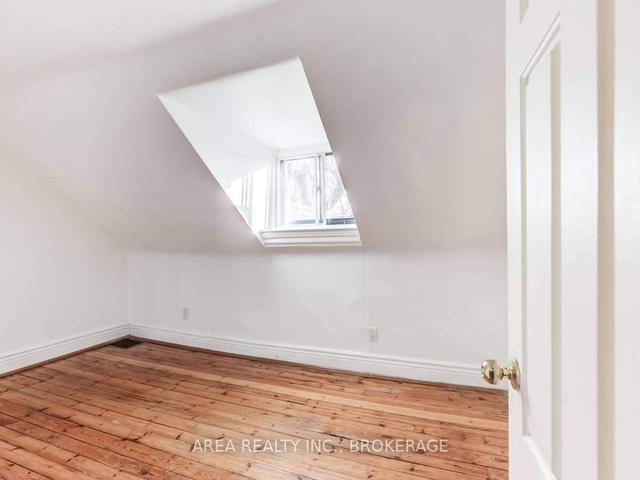 upper - 11 Salisbury Ave, House attached with 2 bedrooms, 1 bathrooms and 0 parking in Toronto ON | Image 8