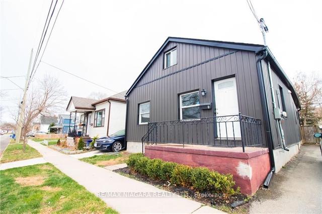 31 Concord Ave, House detached with 2 bedrooms, 2 bathrooms and 2 parking in St. Catharines ON | Image 12