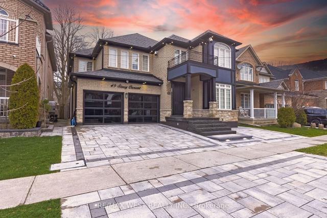 49 Starry Cres, House detached with 4 bedrooms, 3 bathrooms and 5 parking in Toronto ON | Image 12