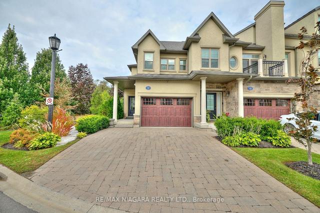 50 Aberdeen Lane S, Townhouse with 2 bedrooms, 3 bathrooms and 2 parking in Niagara on the Lake ON | Image 1