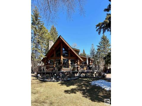 5214 Lake Dr, House detached with 3 bedrooms, 2 bathrooms and null parking in Wetaskiwin County No. 10 AB | Card Image