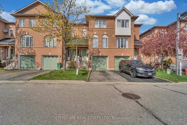 142 - 57 Brickyard Way, Townhouse with 3 bedrooms, 3 bathrooms and 2 parking in Brampton ON | Image 1