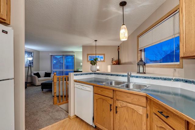 169 Country Hills Place Nw, House detached with 3 bedrooms, 2 bathrooms and 3 parking in Calgary AB | Image 10
