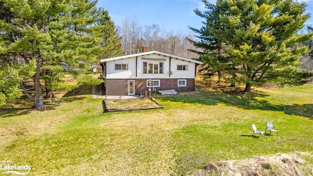 992 Highway 141, House detached with 4 bedrooms, 1 bathrooms and 10 parking in Seguin ON | Image 24
