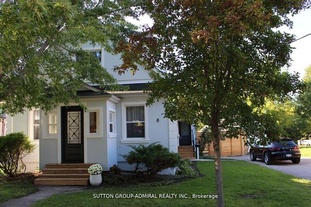 8 South St W, House detached with 2 bedrooms, 2 bathrooms and 6 parking in Orillia ON | Image 1
