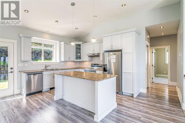 5207 Dewar Rd, House detached with 5 bedrooms, 3 bathrooms and 6 parking in Nanaimo BC | Image 17