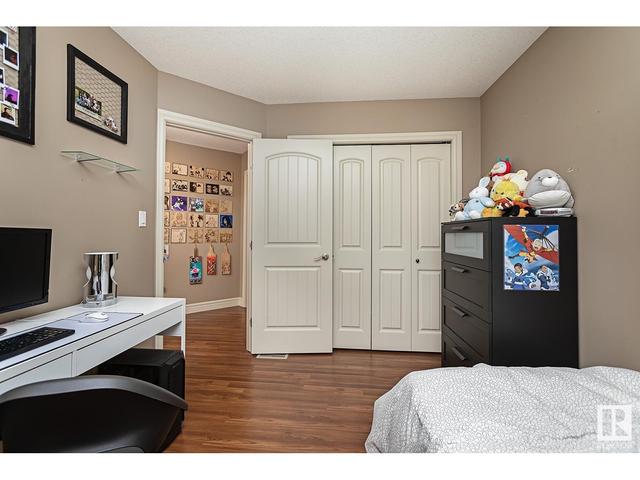 10904 174 Av Nw, House detached with 6 bedrooms, 3 bathrooms and null parking in Edmonton AB | Image 32