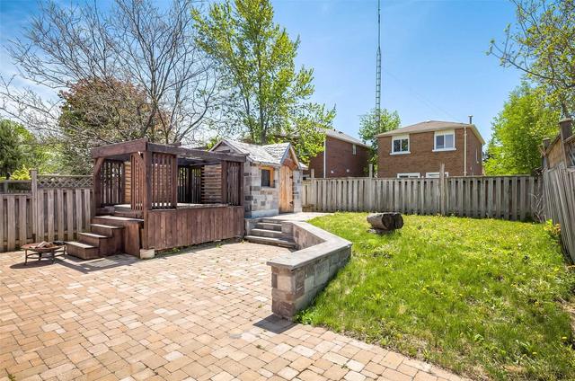 22 Weatherup Cres, House detached with 3 bedrooms, 3 bathrooms and 3 parking in Barrie ON | Image 19