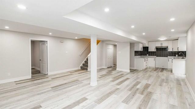 3503 Redmond Rd, House detached with 4 bedrooms, 4 bathrooms and 6 parking in Mississauga ON | Image 21