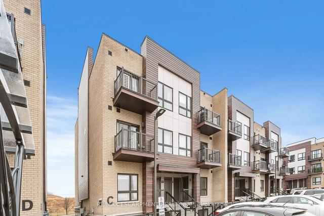c2 - 10 Palace St, Townhouse with 2 bedrooms, 2 bathrooms and 1 parking in Kitchener ON | Image 1