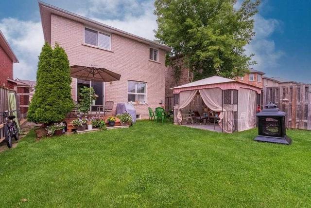 63 Buchanan Dr, House detached with 4 bedrooms, 4 bathrooms and 6 parking in New Tecumseth ON | Image 7
