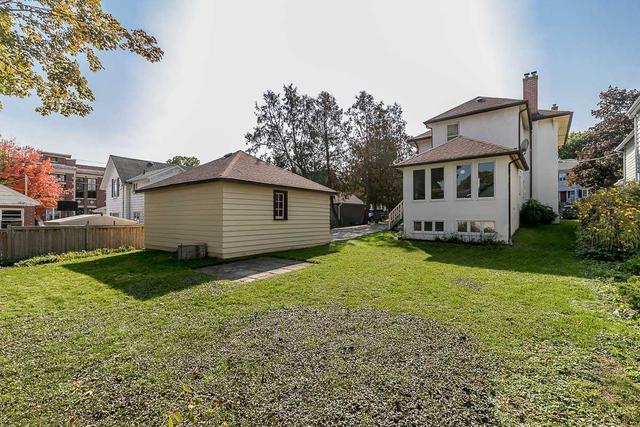 155 Victoria St, House detached with 3 bedrooms, 2 bathrooms and 10 parking in Newmarket ON | Image 22
