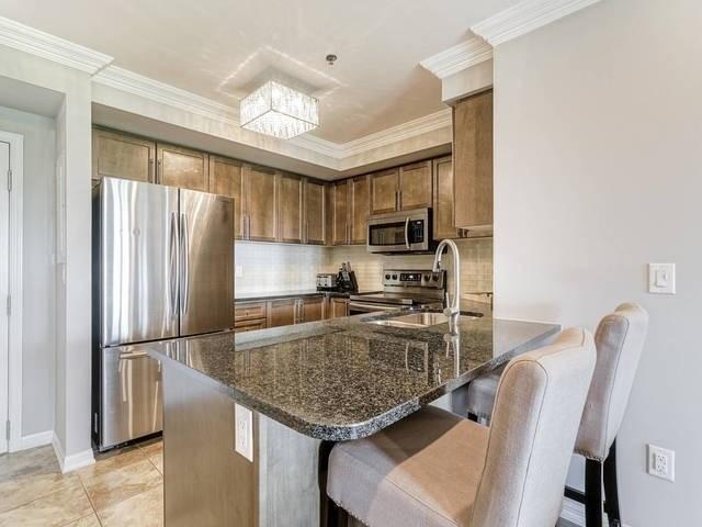 306 - 70 Baycliffe Cres Cres, Condo with 2 bedrooms, 2 bathrooms and 1 parking in Brampton ON | Image 2