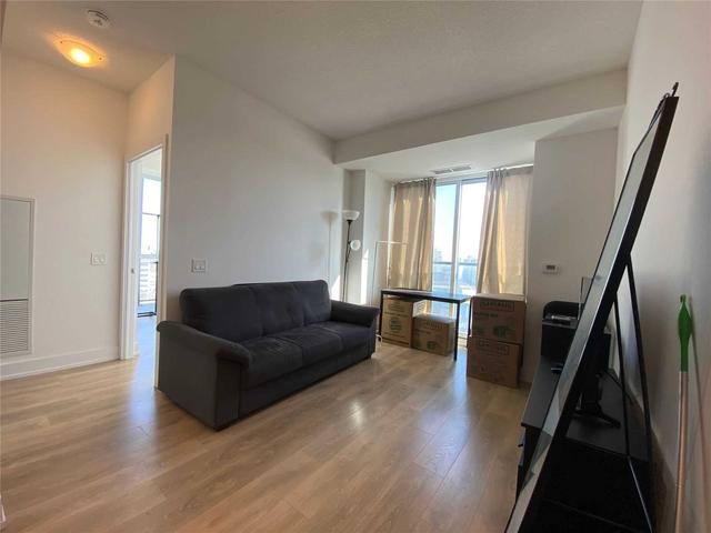 1111 - 128 Fairview Mall Dr, Condo with 2 bedrooms, 2 bathrooms and 1 parking in Toronto ON | Image 12