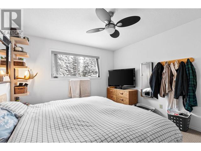 1 - 137 Whitetail Road, House detached with 3 bedrooms, 3 bathrooms and 3 parking in Okanagan Similkameen I BC | Image 22