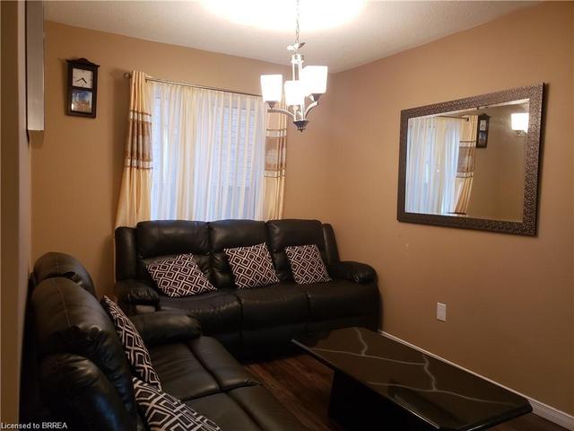 188 Thomas Avenue, House attached with 3 bedrooms, 2 bathrooms and 4 parking in Brantford ON | Image 5