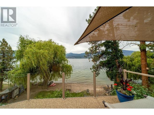 17130 Coral Beach Road, House detached with 3 bedrooms, 2 bathrooms and 3 parking in Lake Country BC | Image 28