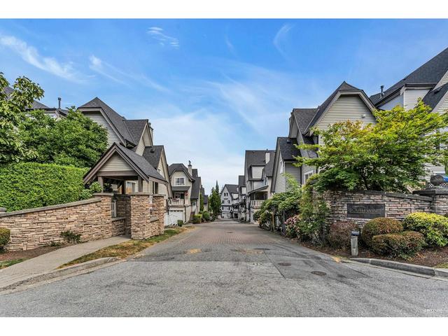 17 - 15355 26 Avenue, House attached with 3 bedrooms, 3 bathrooms and 2 parking in Surrey BC | Card Image