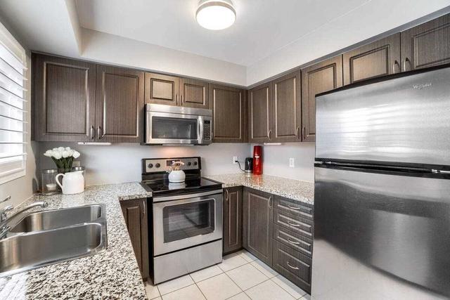14 - 35 Hays Blvd, Townhouse with 2 bedrooms, 2 bathrooms and 2 parking in Oakville ON | Image 26