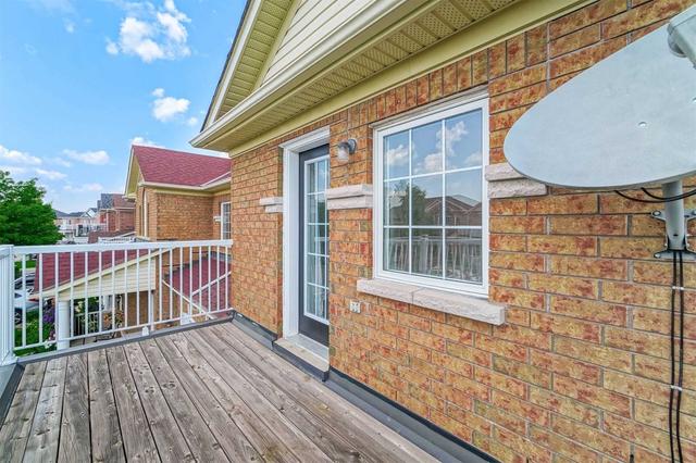 150 Dells Cres, House semidetached with 3 bedrooms, 3 bathrooms and 3 parking in Brampton ON | Image 21