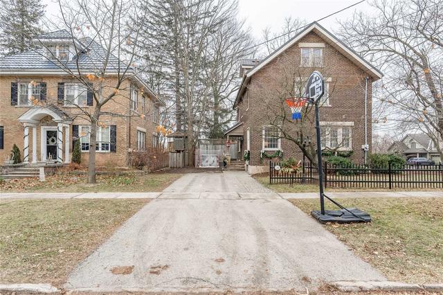 30 Barber Ave, House detached with 4 bedrooms, 3 bathrooms and 5 parking in Guelph ON | Image 24