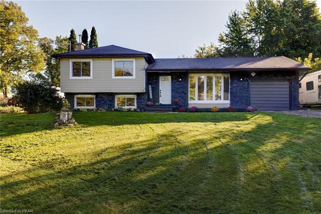 2927 County Road 38, House detached with 2 bedrooms, 2 bathrooms and 7 parking in Douro Dummer ON | Image 2