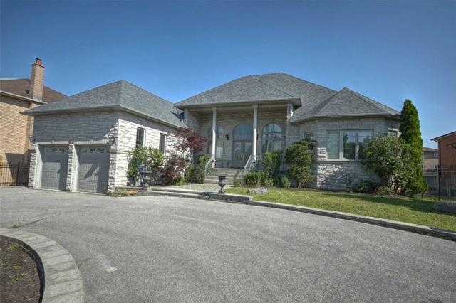 22 Garden Ave, House detached with 3 bedrooms, 4 bathrooms and 6 parking in Richmond Hill ON | Image 1