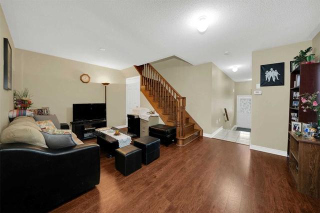 109 Harvest Hill Blvd, House semidetached with 3 bedrooms, 4 bathrooms and 3 parking in East Gwillimbury ON | Image 32