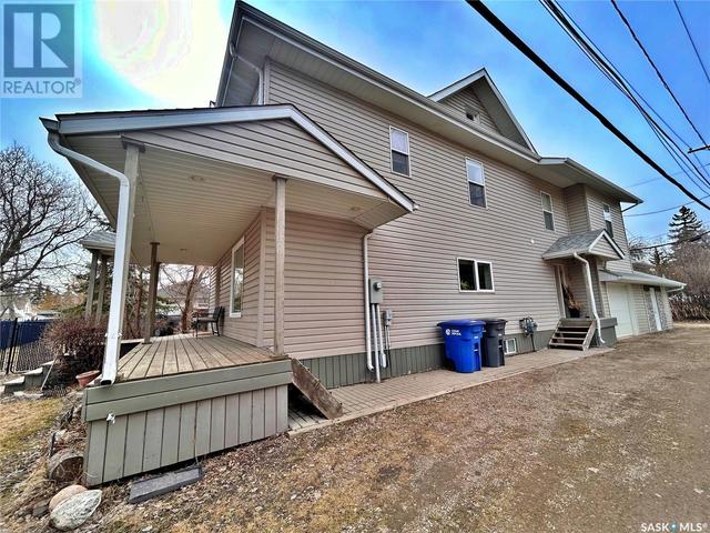 808 Main Street, House detached with 4 bedrooms, 3 bathrooms and null parking in Moosomin SK | Image 49