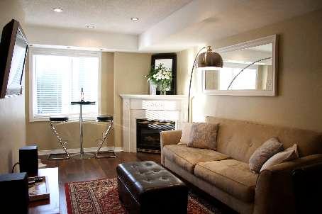 th809 - 12 Sudbury St, Townhouse with 2 bedrooms, 1 bathrooms and 1 parking in Toronto ON | Image 4
