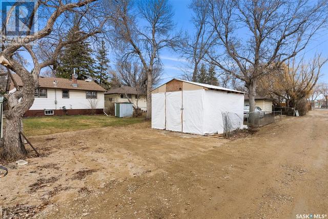 609 Broadway Avenue E, House detached with 3 bedrooms, 1 bathrooms and null parking in Regina SK | Image 33