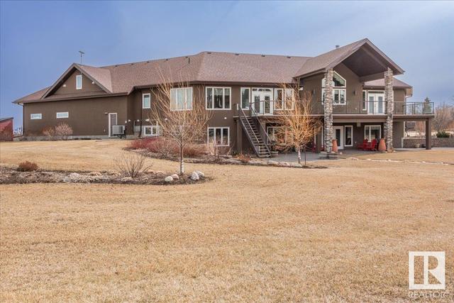 49330 Rge Rd 260, House detached with 5 bedrooms, 5 bathrooms and null parking in Leduc County AB | Image 13