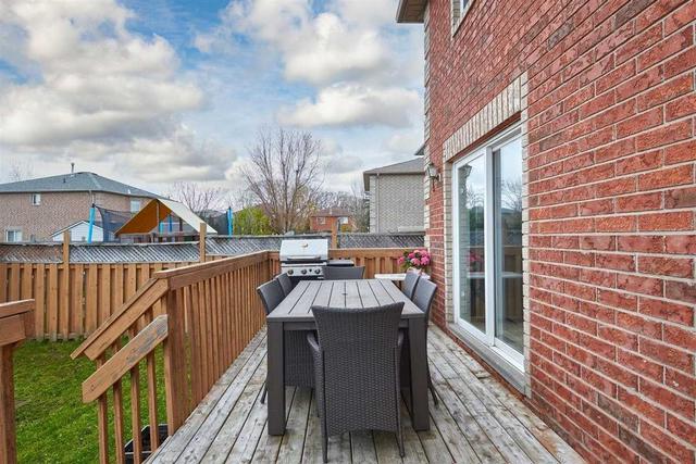20 Downing Cres, House detached with 3 bedrooms, 4 bathrooms and 5 parking in Barrie ON | Image 17