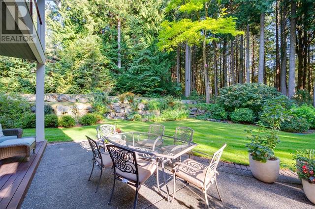1173 Garden Gate Dr, House detached with 4 bedrooms, 4 bathrooms and 6 parking in Central Saanich BC | Image 16