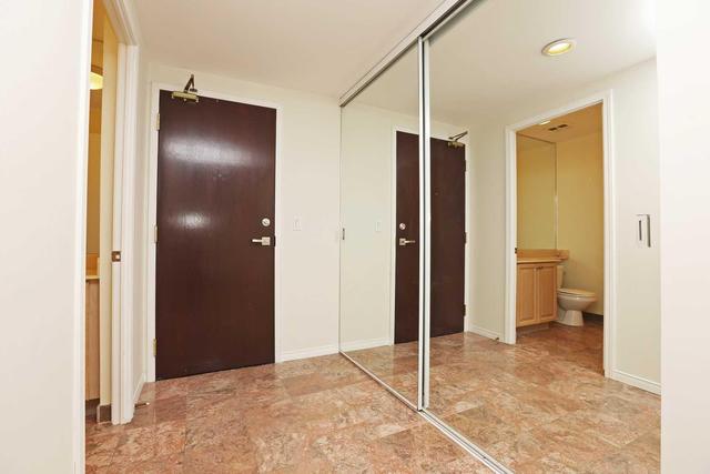 2015 - 7 King St E, Condo with 2 bedrooms, 2 bathrooms and 1 parking in Toronto ON | Image 7