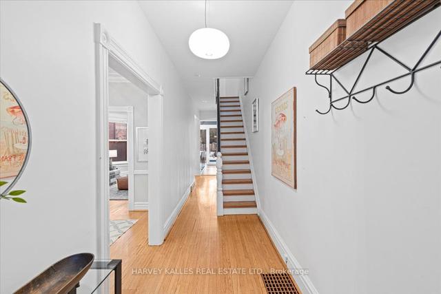 114 Wells St, House semidetached with 4 bedrooms, 2 bathrooms and 1 parking in Toronto ON | Image 23
