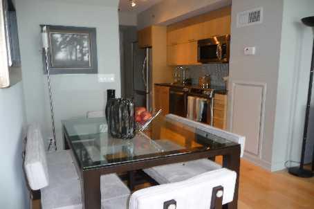 lph29 - 21 Nelson St, Condo with 1 bedrooms, 1 bathrooms and 1 parking in Toronto ON | Image 8