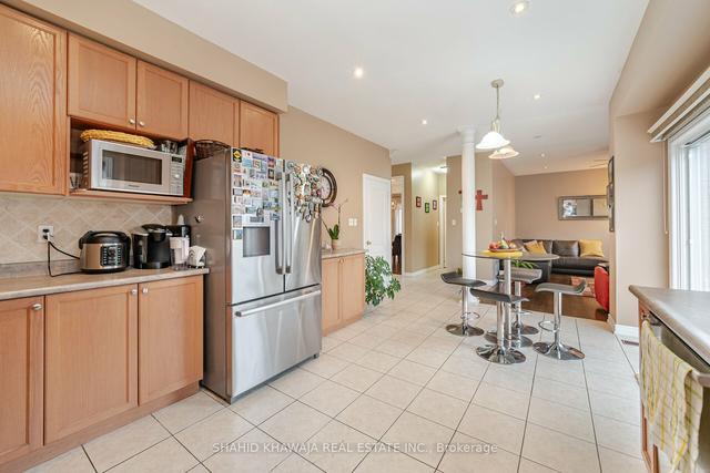 1117 Field Dr, House detached with 4 bedrooms, 3 bathrooms and 4 parking in Milton ON | Image 11