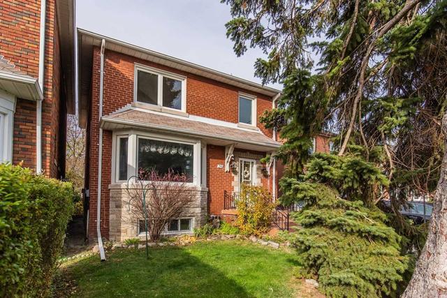 34 Emerald Cres, House detached with 4 bedrooms, 3 bathrooms and 3 parking in Toronto ON | Image 23