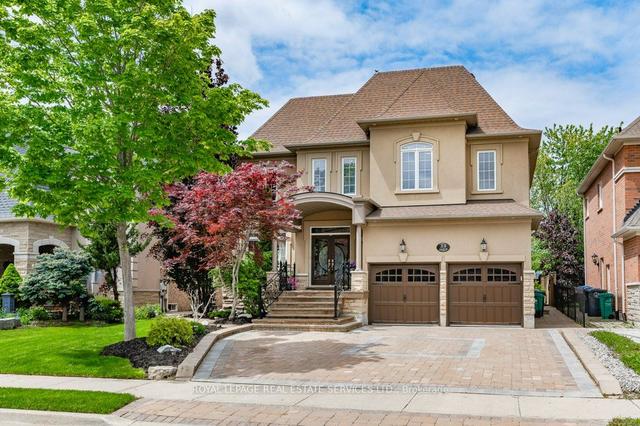 39 Louvain Dr, House detached with 4 bedrooms, 4 bathrooms and 6 parking in Brampton ON | Image 1