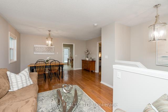 85 Springview Dr, House detached with 2 bedrooms, 2 bathrooms and 3 parking in Brampton ON | Image 20